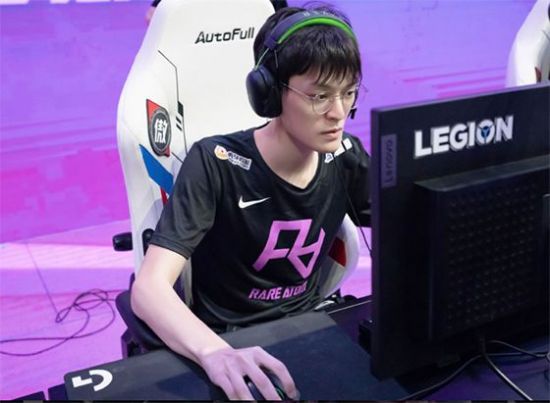 DOTA2 TI14 中国队遗憾落败 原神新角色遭举报 iPhone 17 自研WiFi芯片亮相